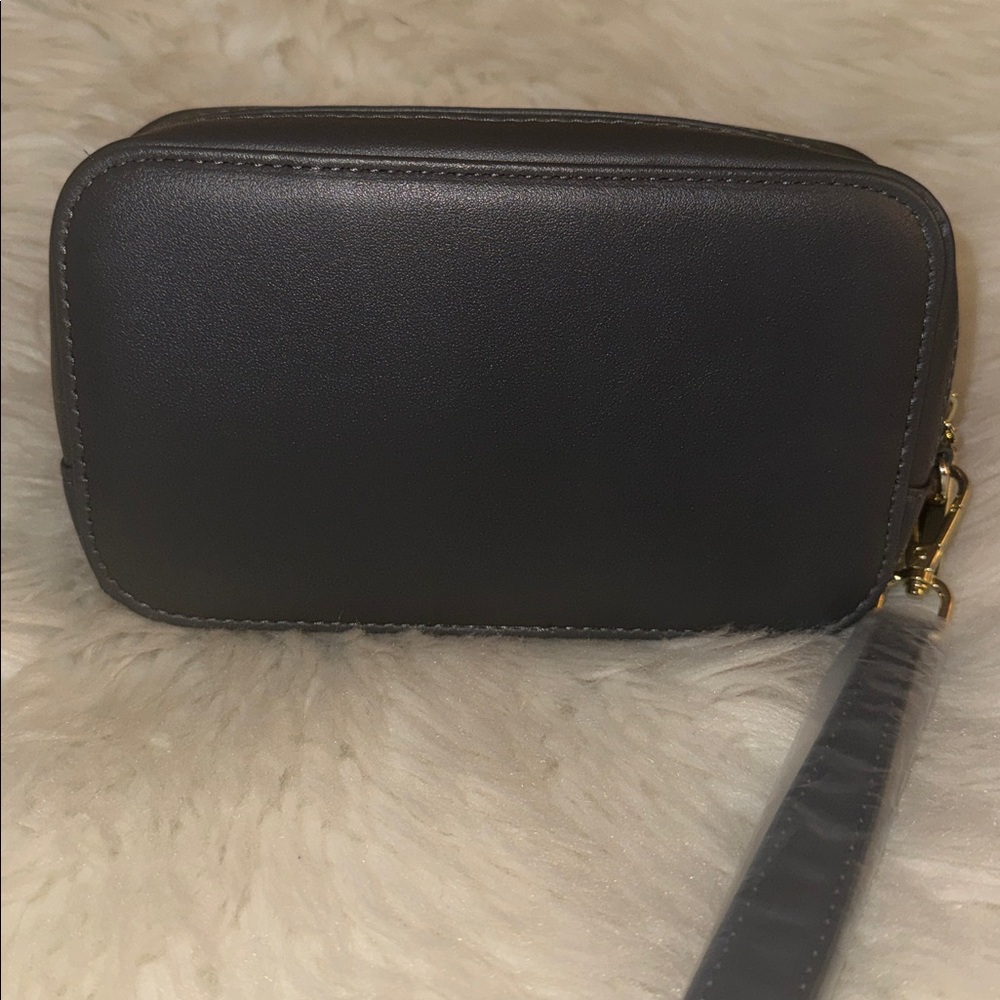 SOLD Moschino Airline Large Wristlet Set Grey and Gold NEW - Picture 5 of 8